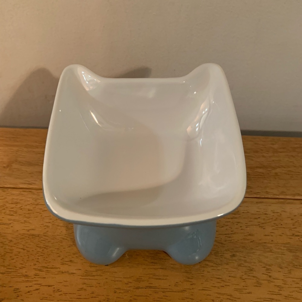 Whisker City Elevated Ceramic Cat Bowl Blue